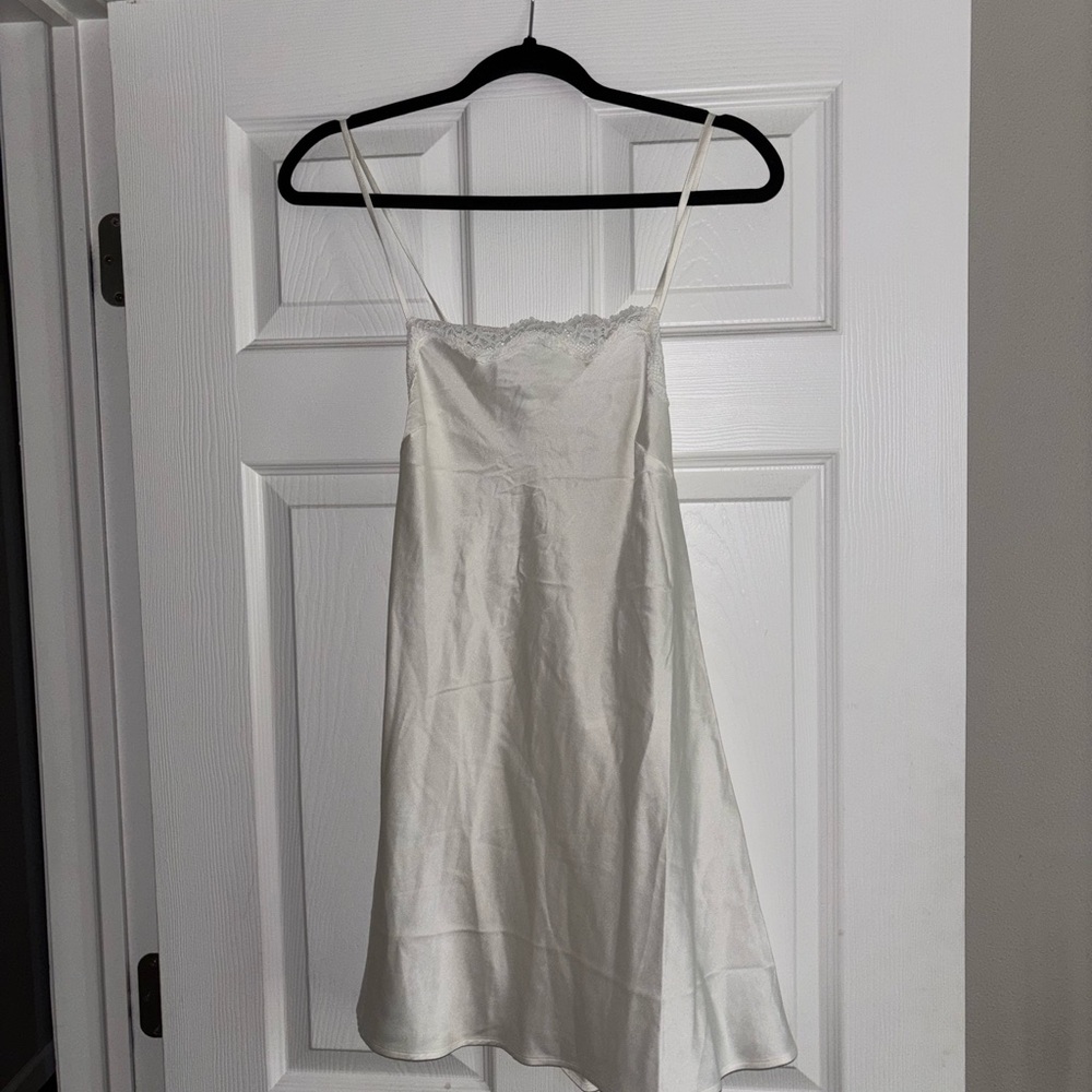 Brand new with tags skims bridal slip dress 🤍 - Picture 5 of 8